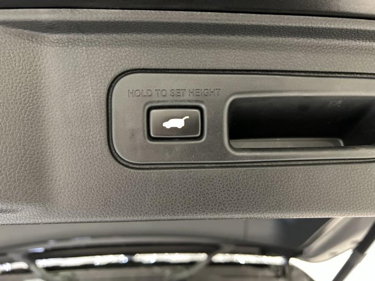 2023 Honda Pilot Touring AWD | 360 Camera | Leather Seats Photo