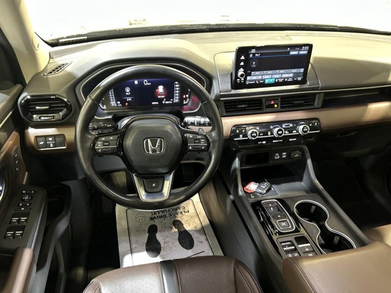 2023 Honda Pilot Touring AWD | 360 Camera | Leather Seats Photo