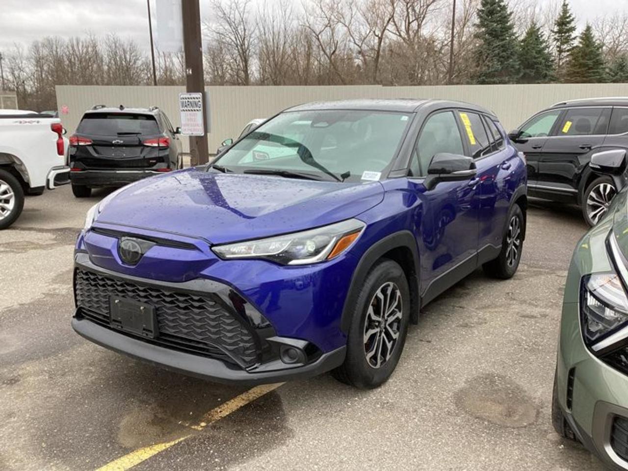 2023 Toyota Corolla Cross Hybrid SE AWD | No accidents | Heated Steering Photo
