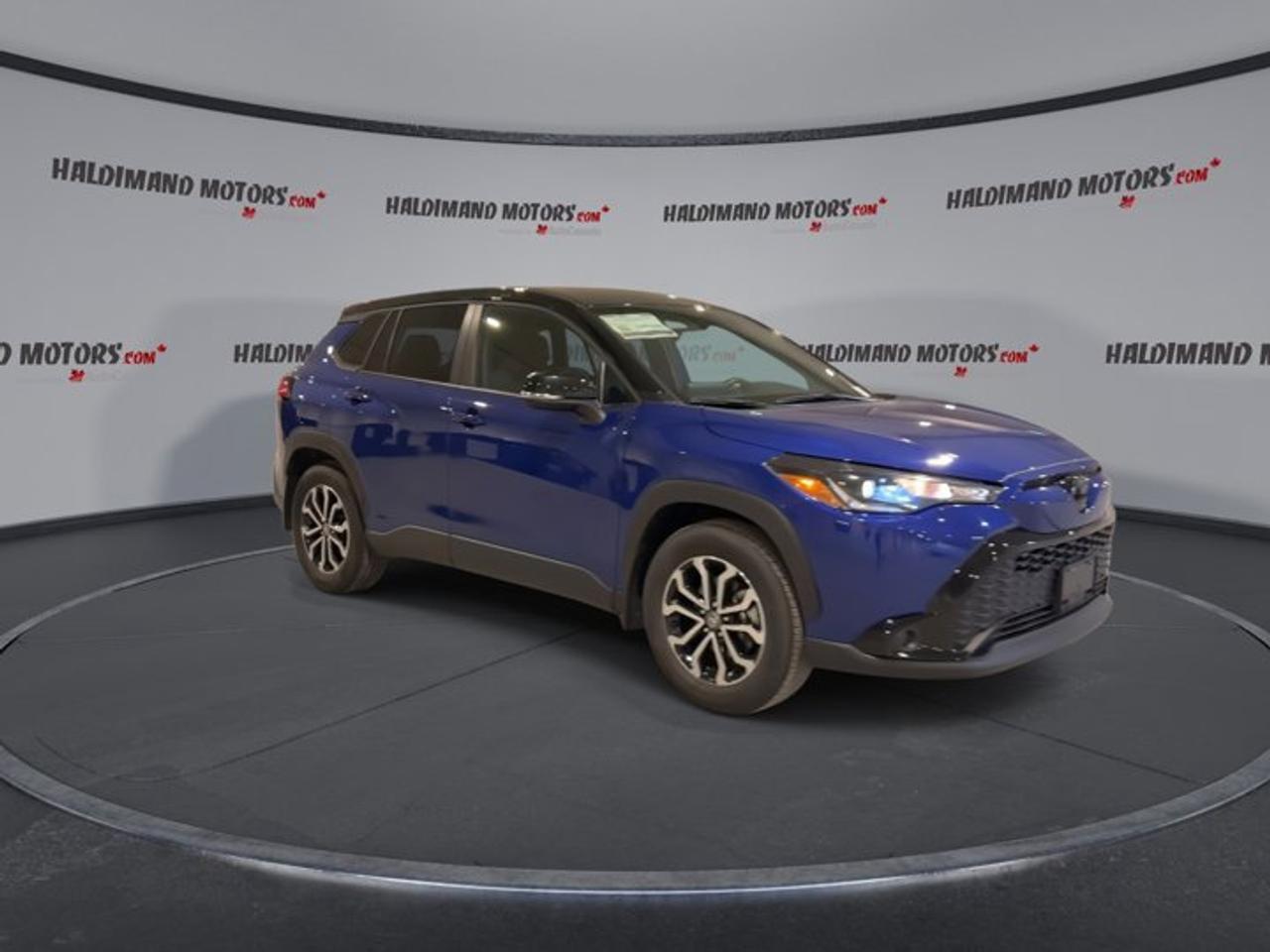 2023 Toyota Corolla Cross Hybrid SE AWD | No accidents | Heated Steering Photo