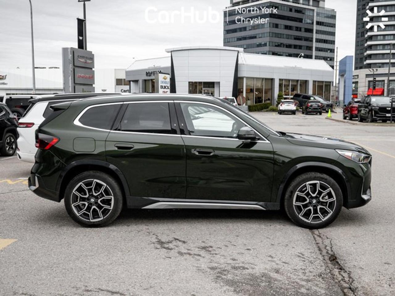 2025 BMW X1 xDrive28i Sunroof Heated Seats Navi 360 Camera Harman Kardon Bluetooth Photo