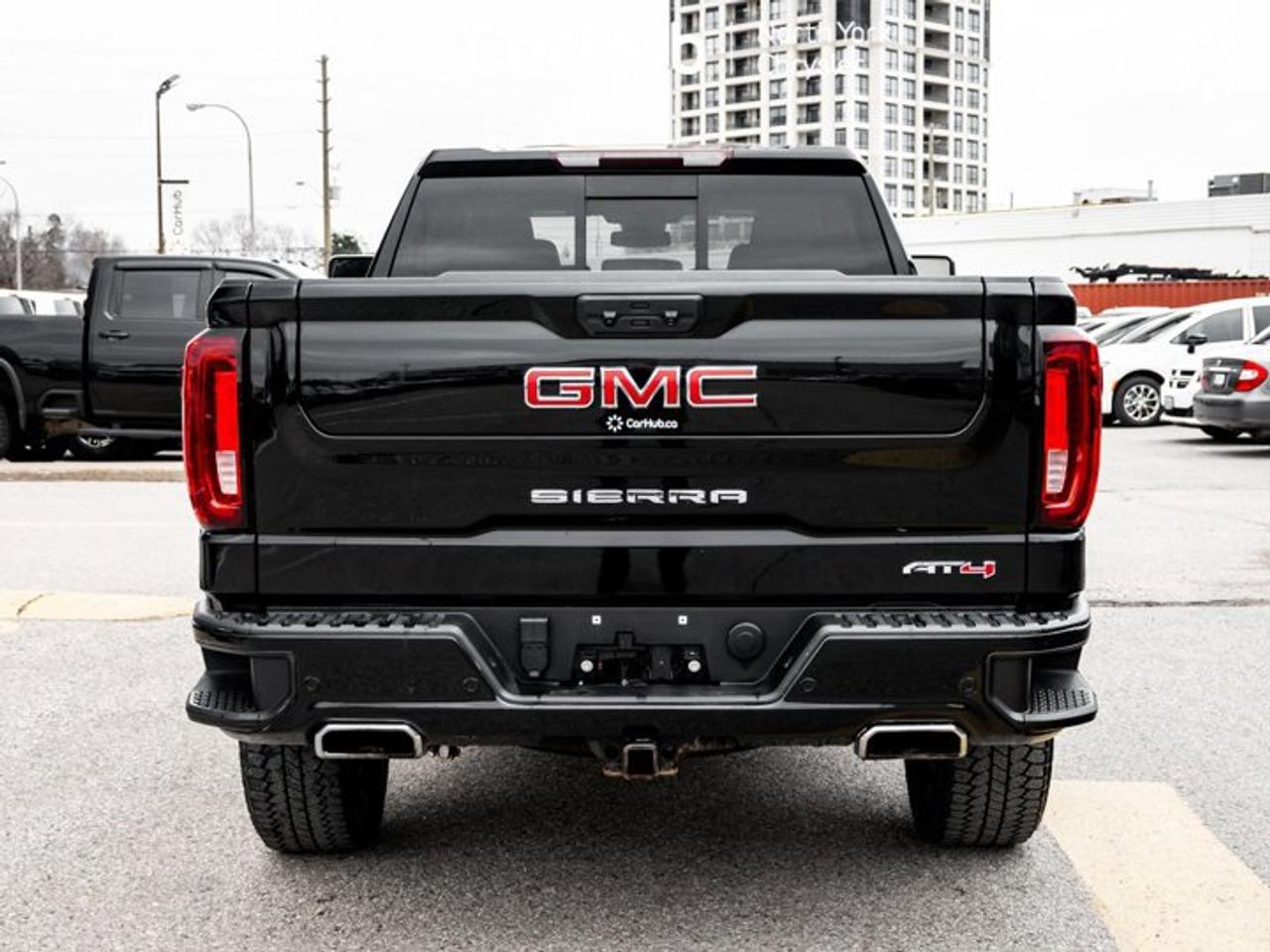 2024 GMC Sierra 1500 AT4 Photo