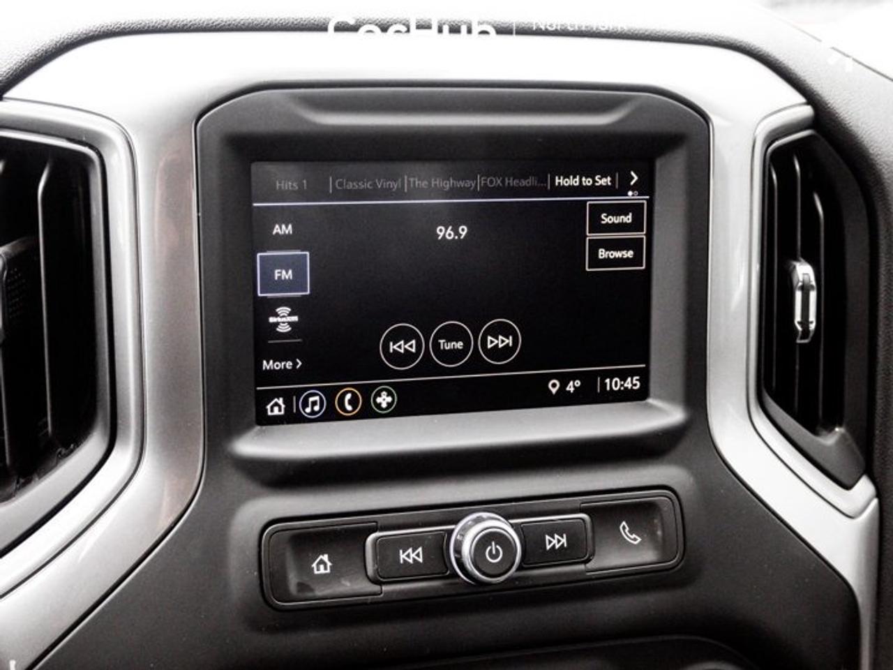 2024 Chevrolet Silverado 1500 Custom Trail Boss Photo