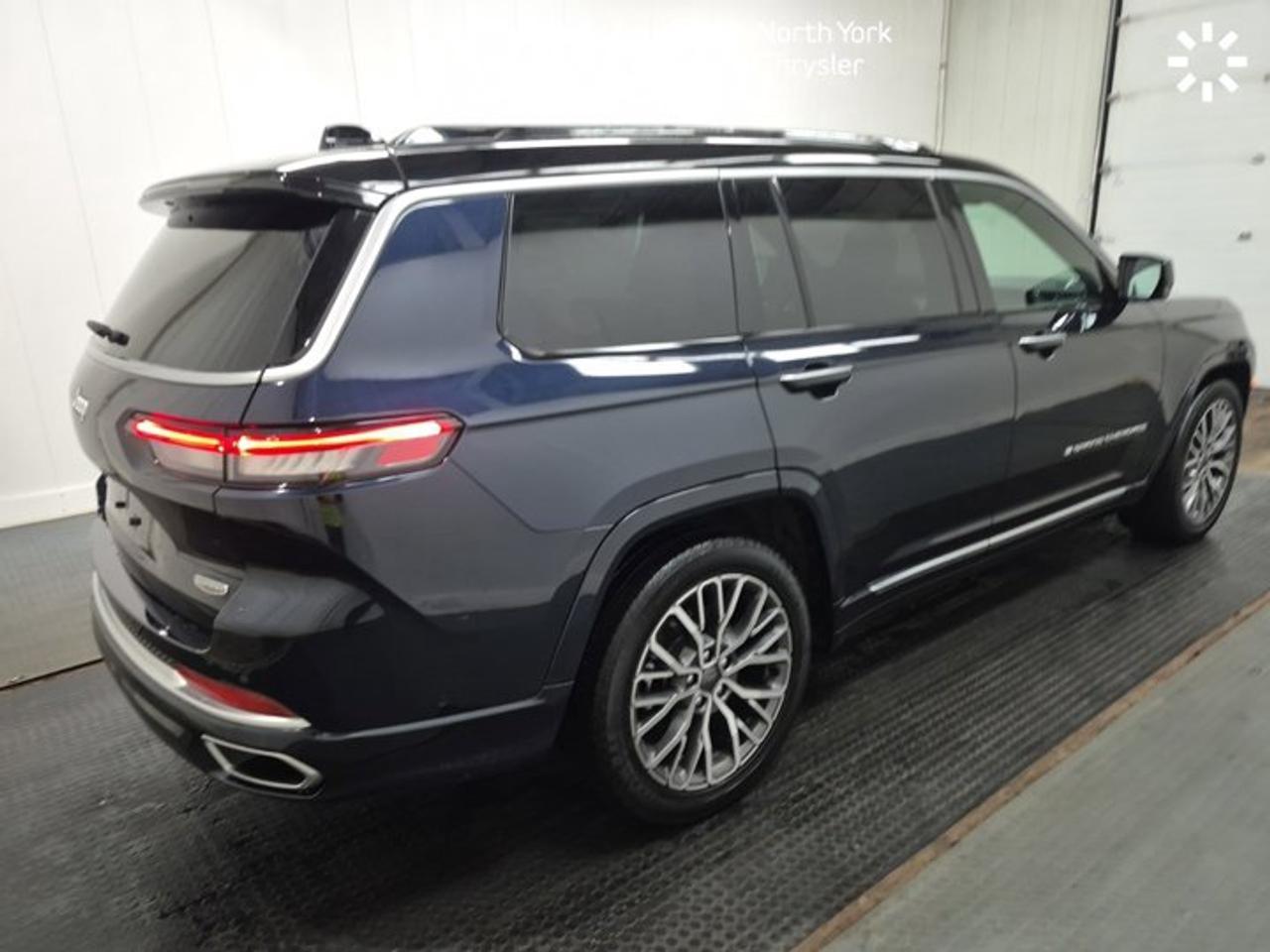 2024 Jeep Grand Cherokee L Summit Reserve Photo2