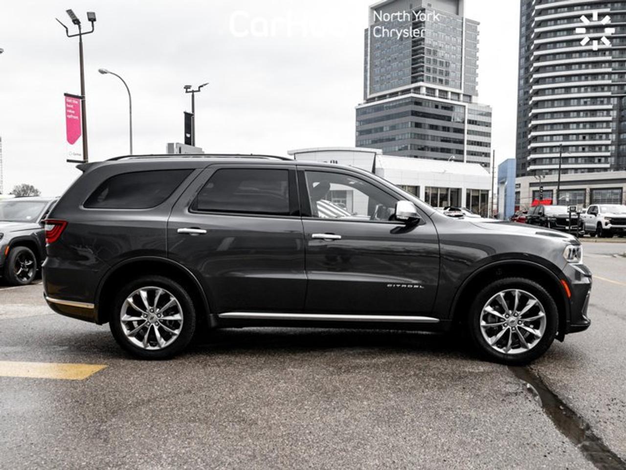 2024 Dodge Durango Citadel AWD 6 Passenger Remote Start Navi Heated & Vented Seats Photo4