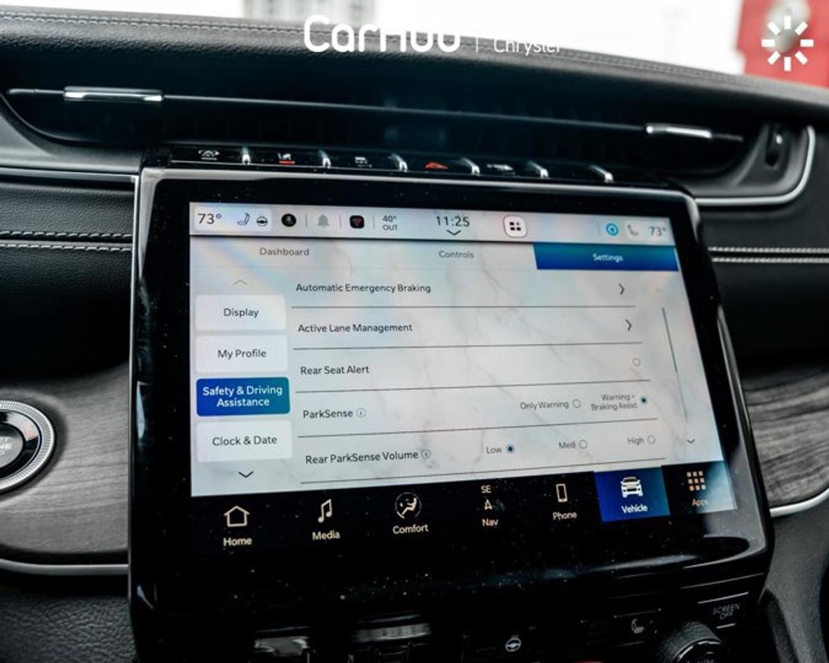 2024 Jeep Grand Cherokee Limited Heated Seats & Wheel Navi Remote Start Blind Spot Alert Photo