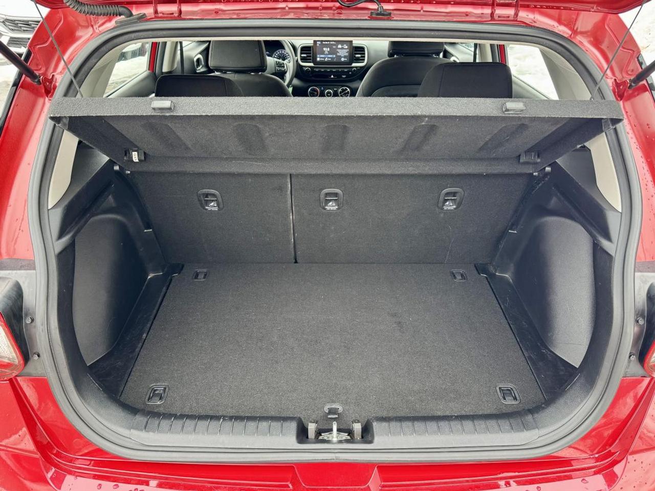 2020 Hyundai Venue Essential IVT Photo