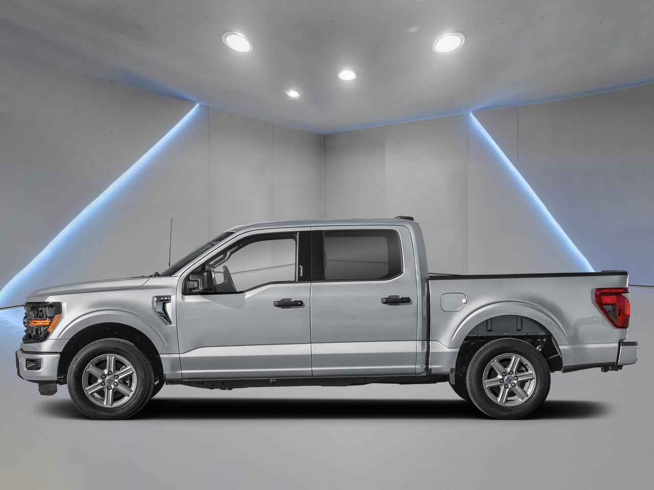 2026 Ford F-150 XLT Photo2