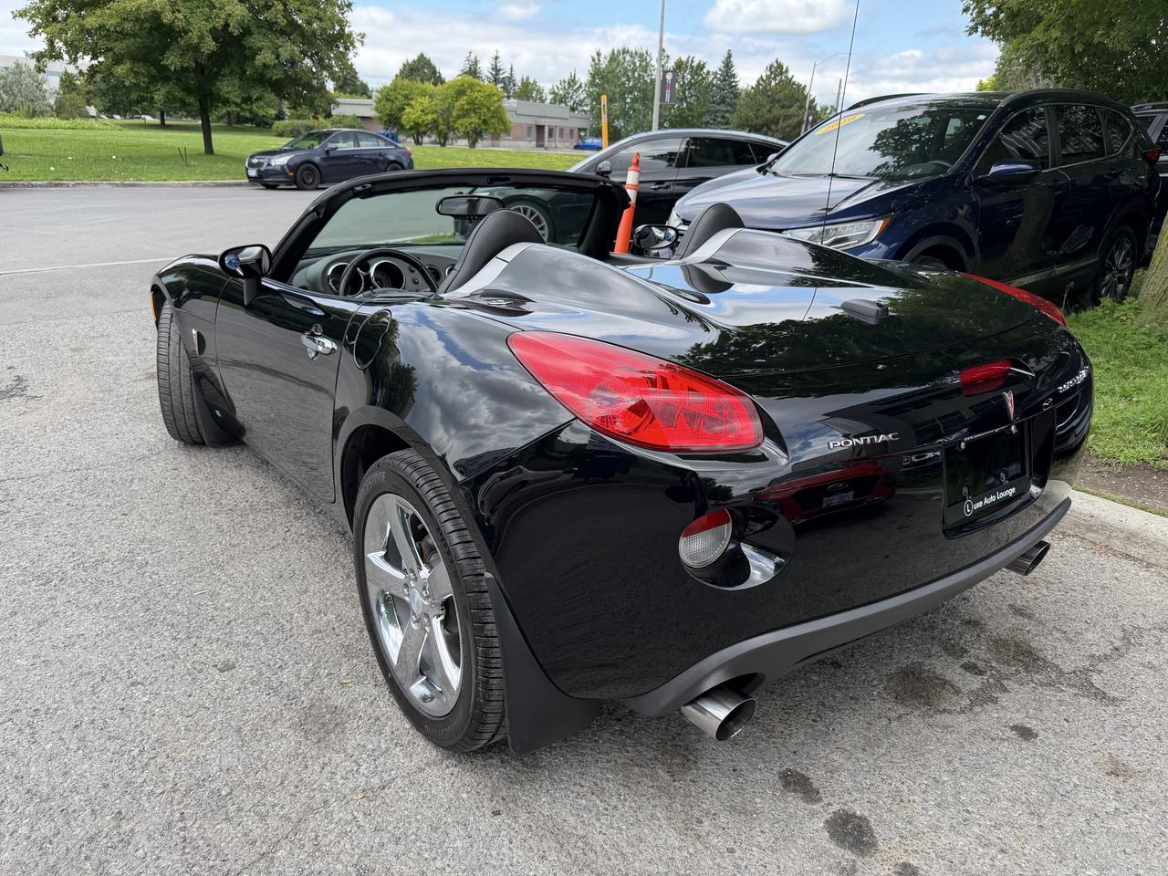 2008 Pontiac Solstice GXP!!! 5SPD, LEATHER, MONSOON AUDIO, POWER GROUP! Photo