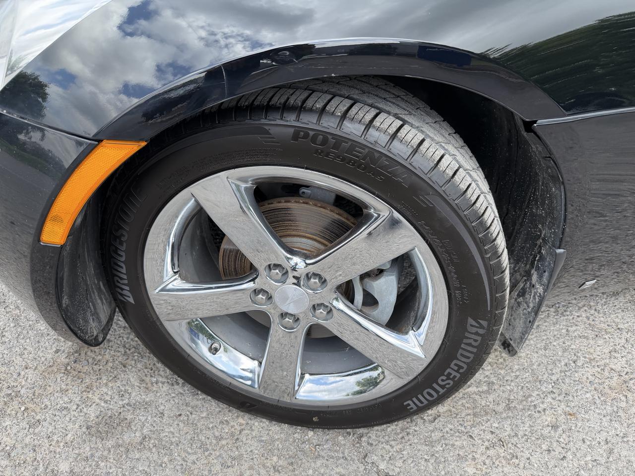 2008 Pontiac Solstice GXP!!! 5SPD, LEATHER, MONSOON AUDIO, POWER GROUP! Photo