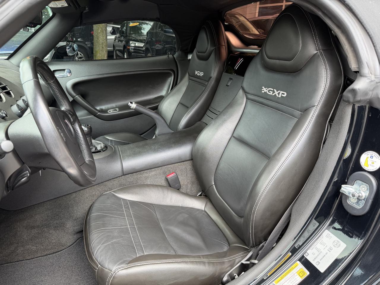 2008 Pontiac Solstice GXP!!! 5SPD, LEATHER, MONSOON AUDIO, POWER GROUP! Photo
