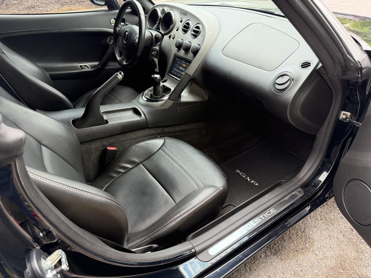 2008 Pontiac Solstice GXP!!! 5SPD, LEATHER, MONSOON AUDIO, POWER GROUP! - Photo #38