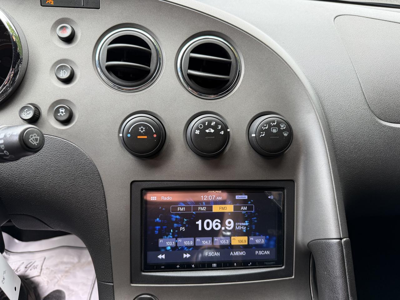 2008 Pontiac Solstice GXP!!! 5SPD, LEATHER, MONSOON AUDIO, POWER GROUP! - Photo #32