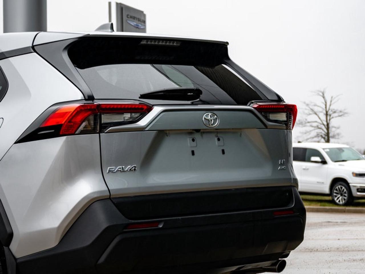 2024 Toyota RAV4 LE Photo
