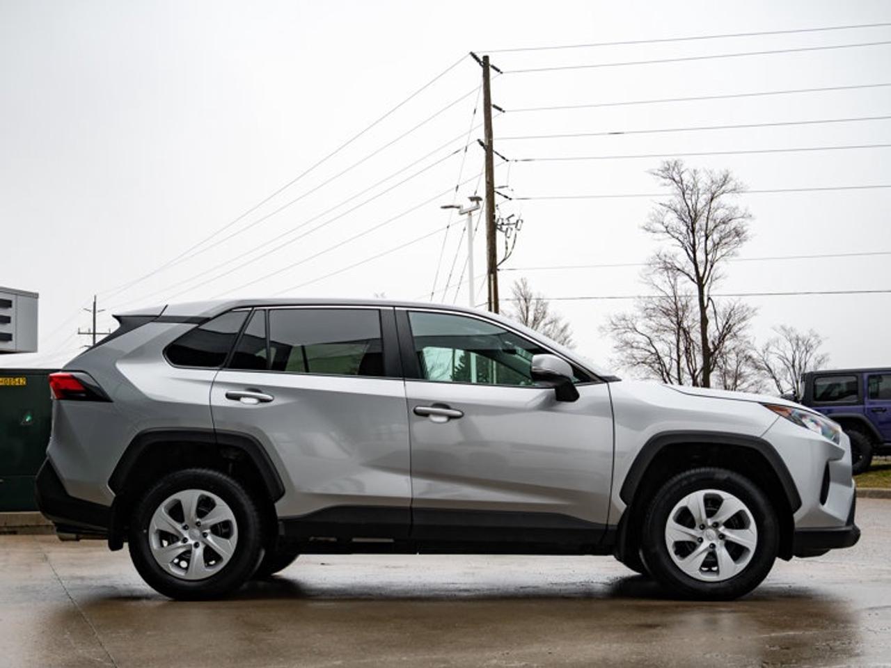 2024 Toyota RAV4 LE Photo