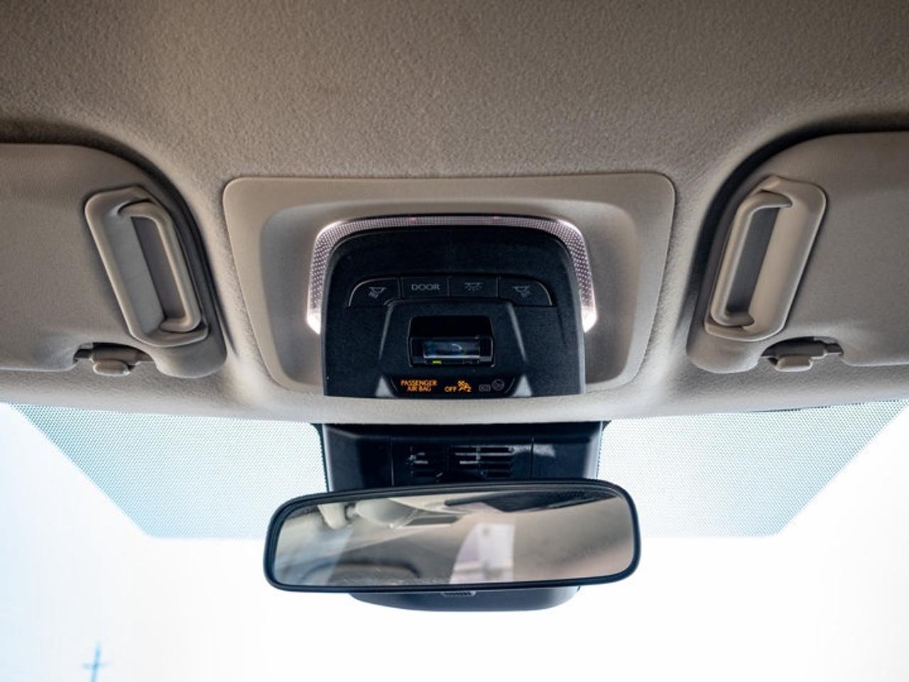 2023 Toyota Corolla Hybrid LE Photo