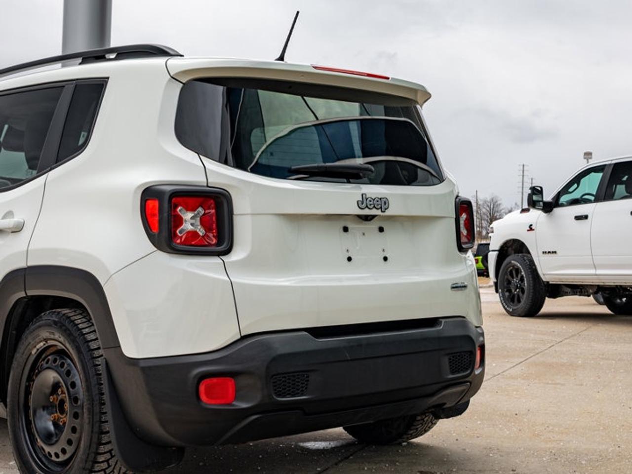 2015 Jeep Renegade North Photo