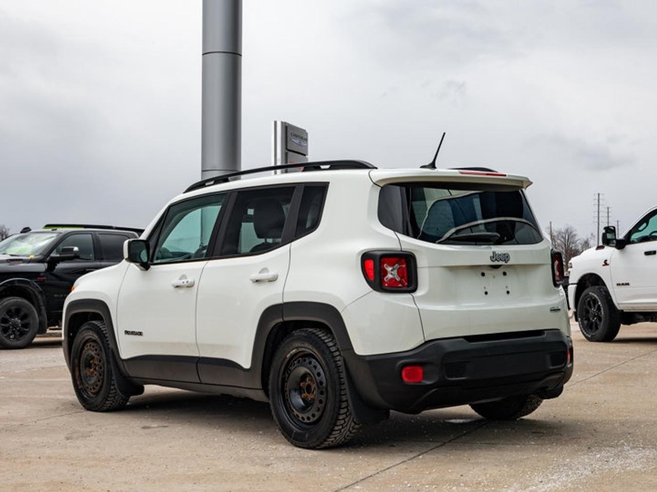 2015 Jeep Renegade North Photo