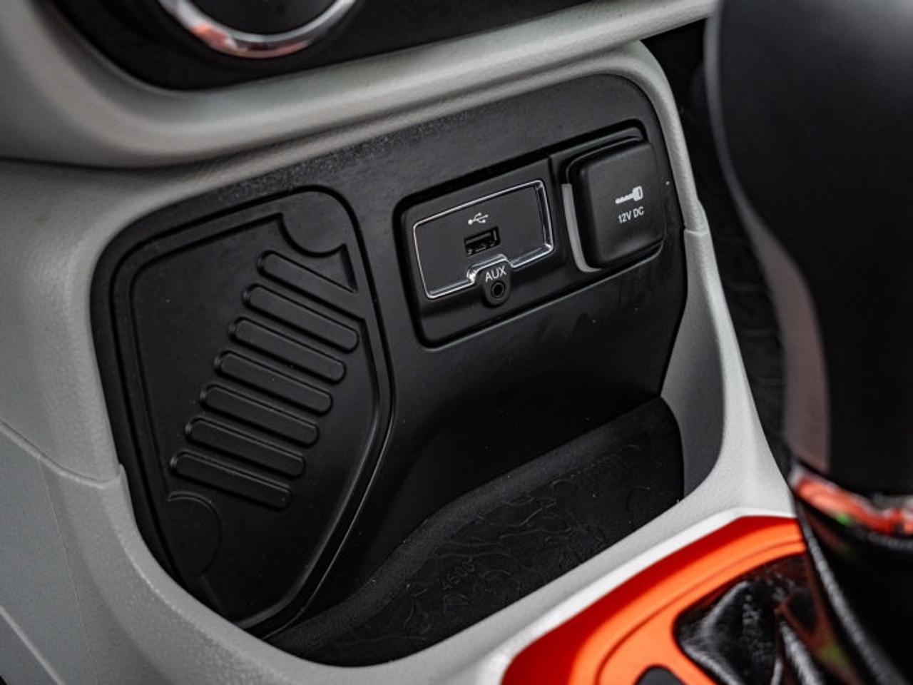 2015 Jeep Renegade North Photo