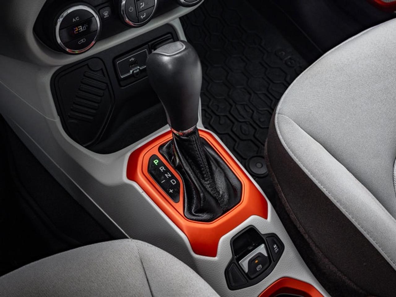 2015 Jeep Renegade North Photo