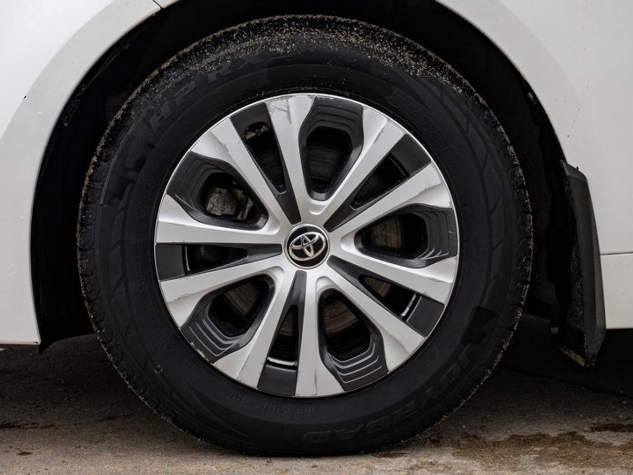2023 Toyota Corolla Hybrid LE Photo