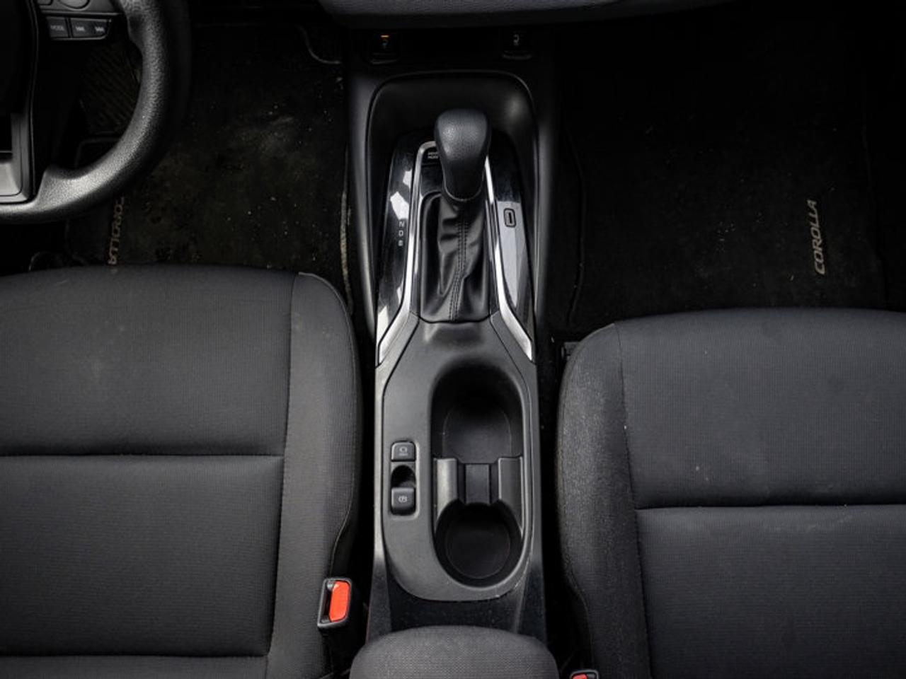 2023 Toyota Corolla Hybrid LE Photo