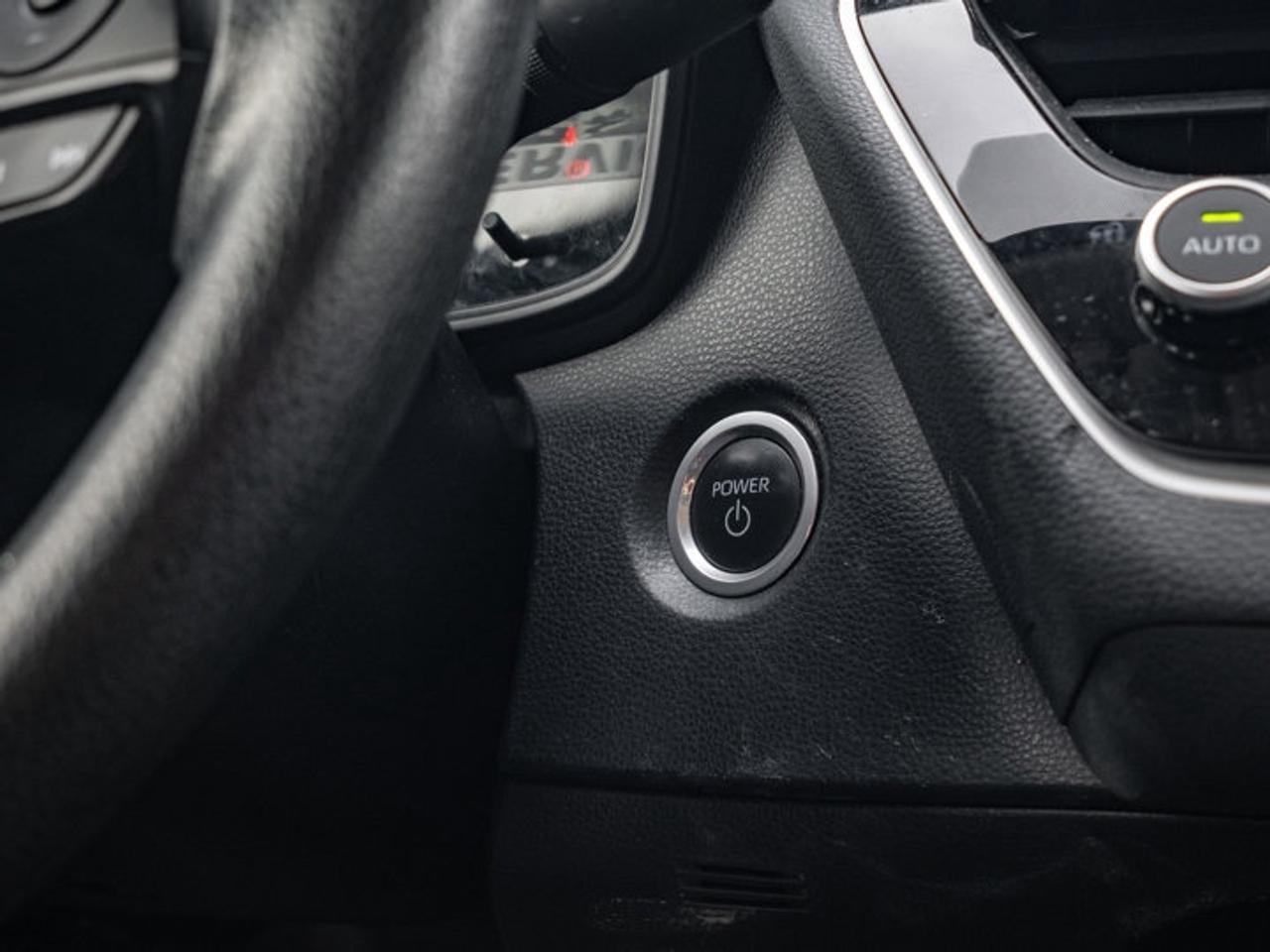 2023 Toyota Corolla Hybrid LE Photo