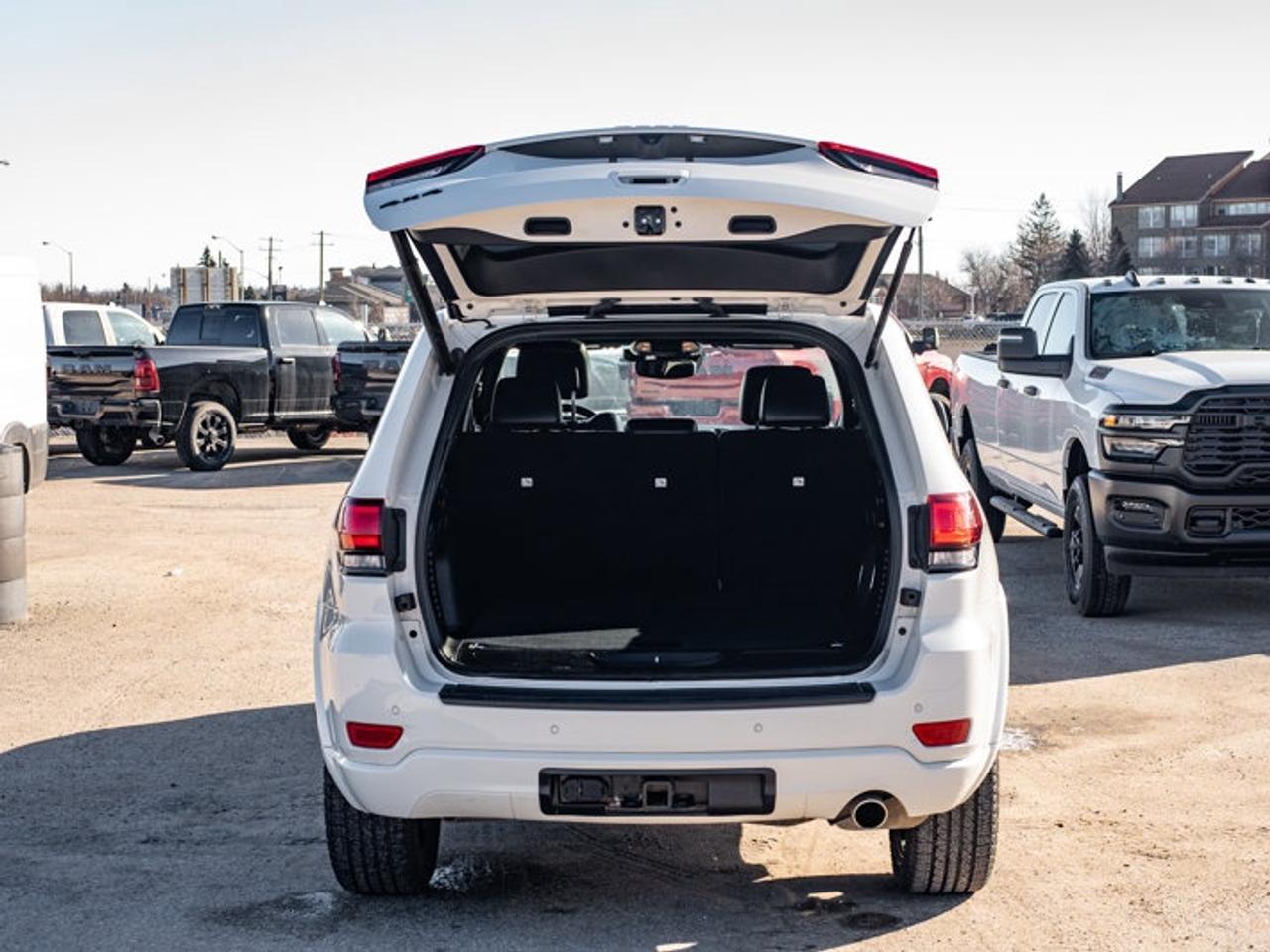 2021 Jeep Grand Cherokee Altitude Photo