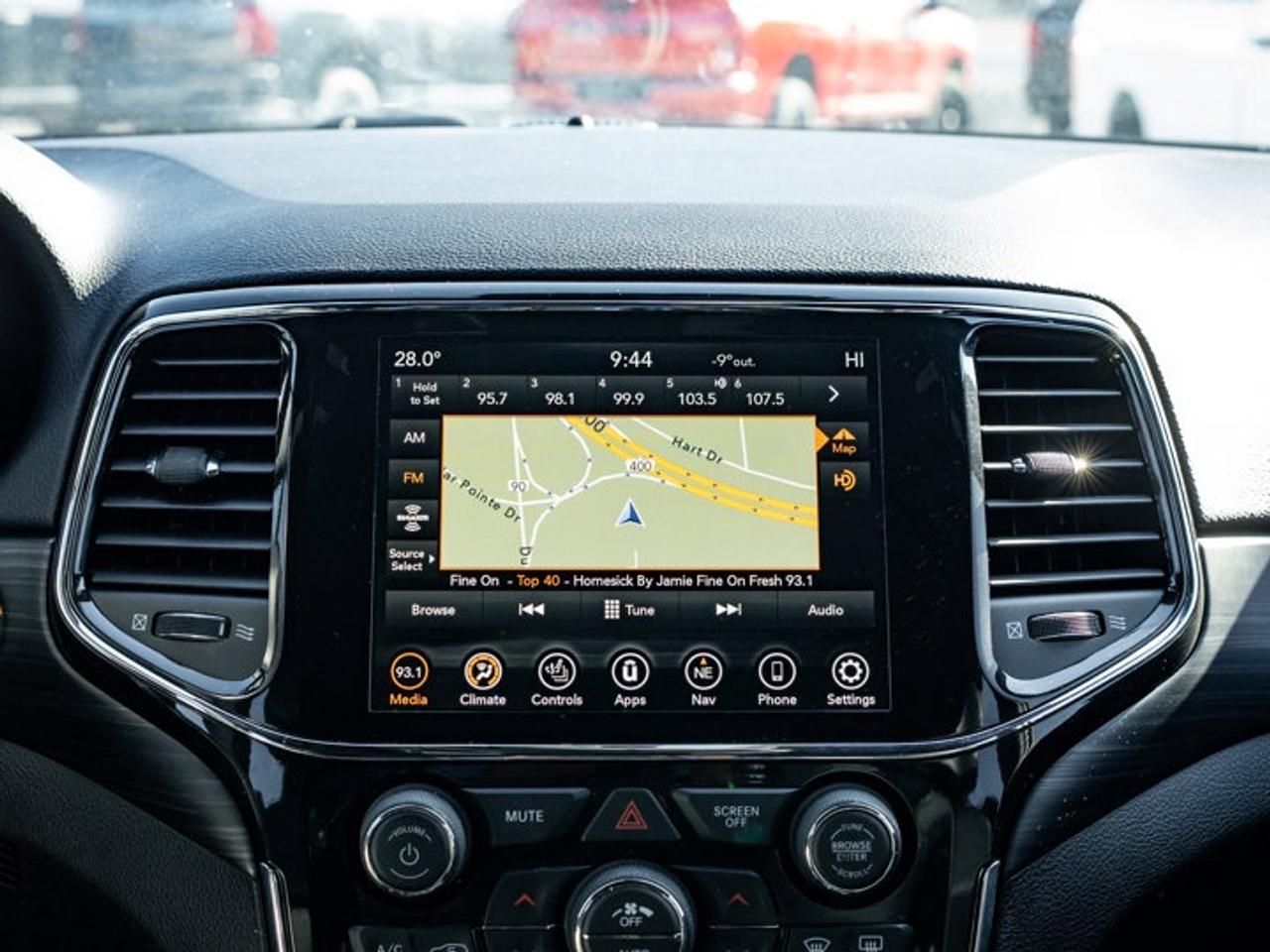 2021 Jeep Grand Cherokee Altitude Photo