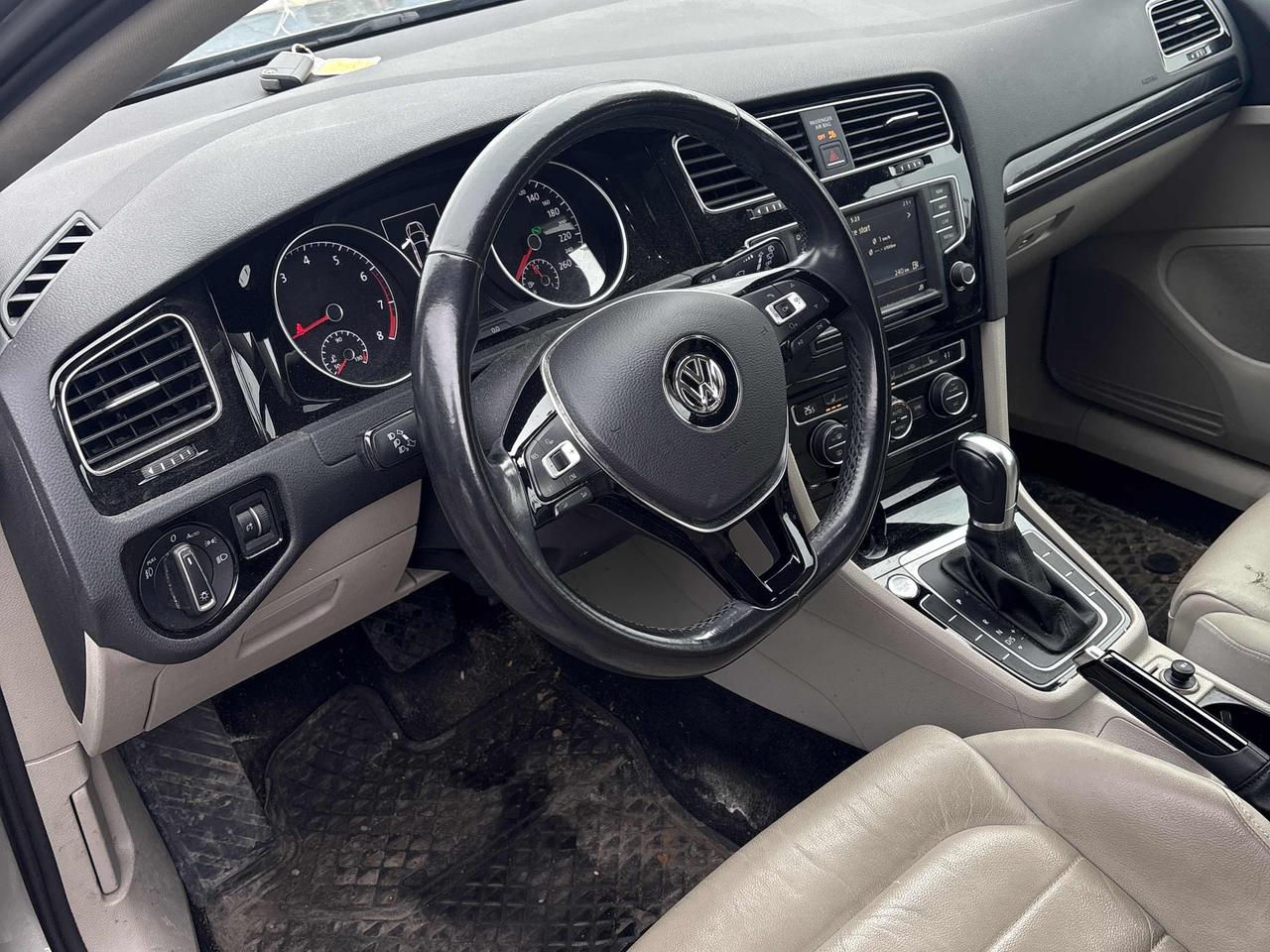 2016 Volkswagen Golf Highline AWD ONE OWNER, DEALER SERVICED!! CLEAN!! Photo