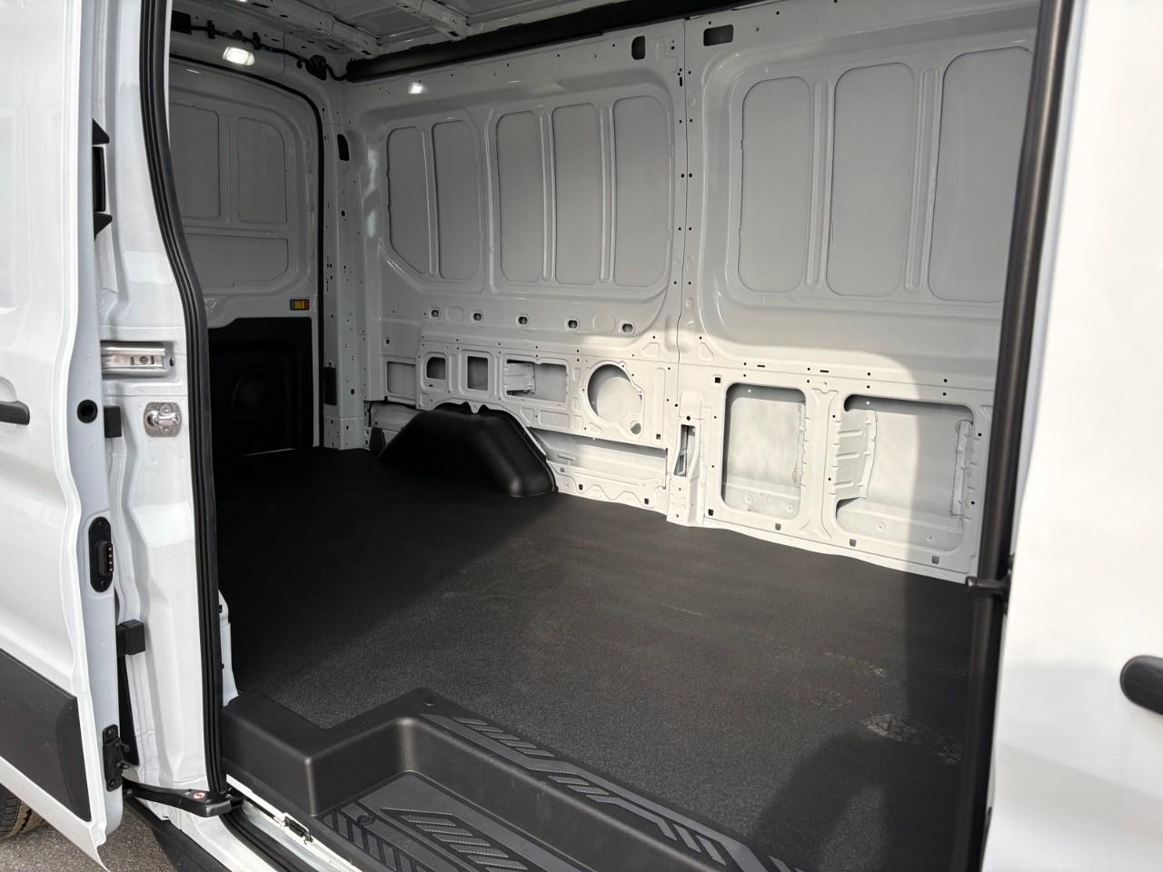 2026 Ford Transit Cargo Van T-250 148" MED RF 9070 GVWR AWD Photo