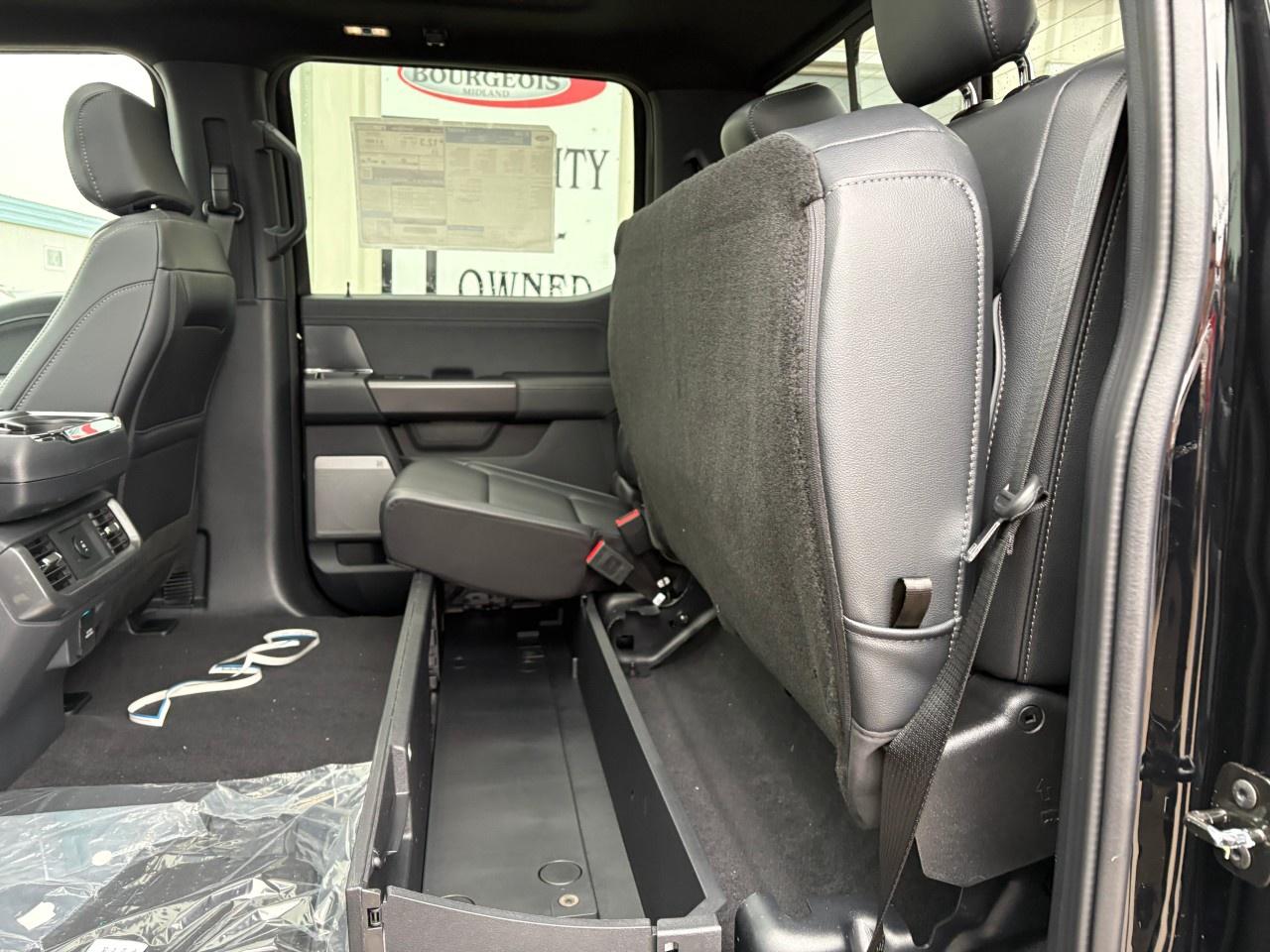 2026 Ford F-150 Lariat 4WD SuperCrew 5.5' Box Photo