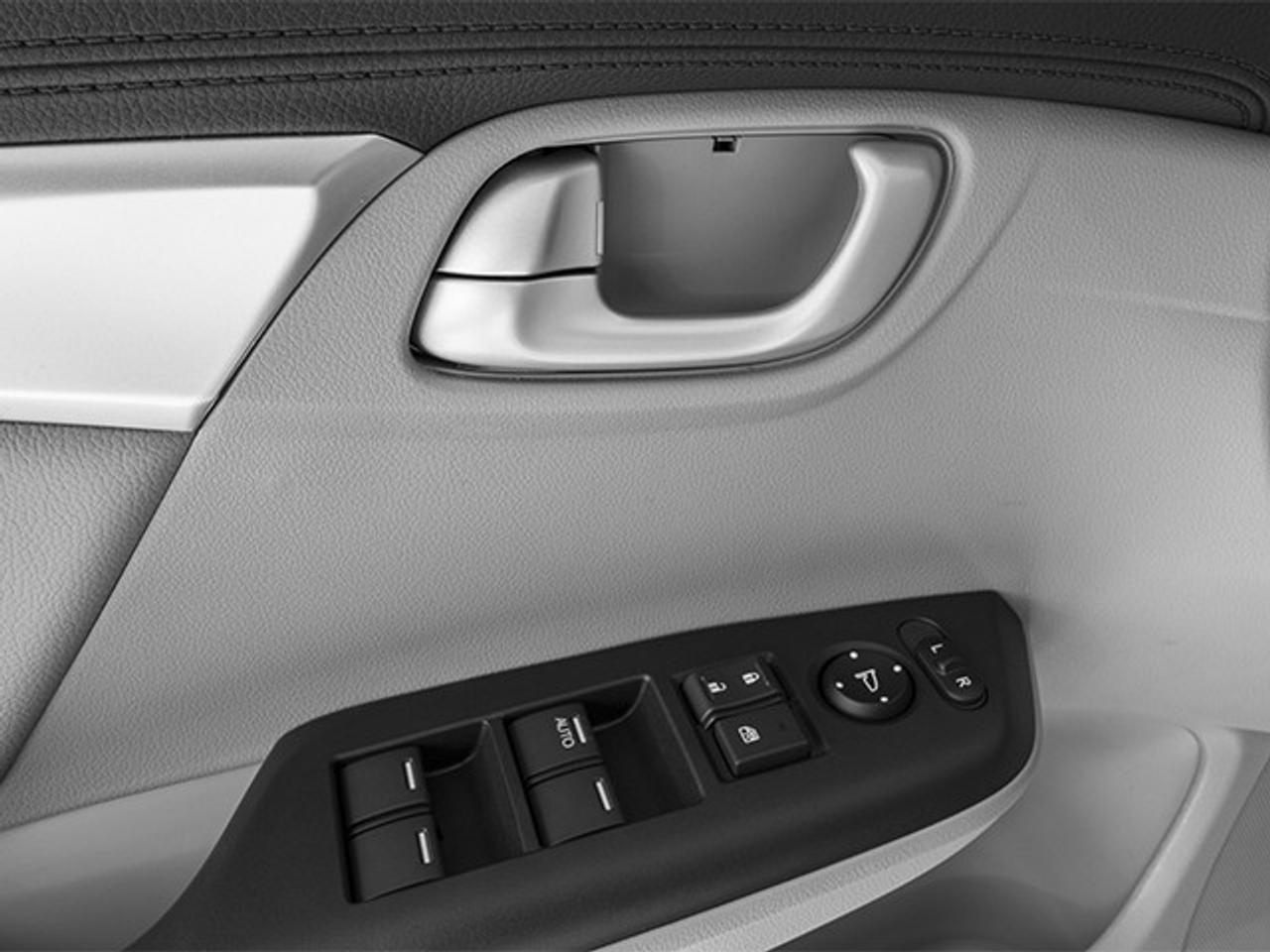 2014 Honda Civic Sedan Touring CVT Photo