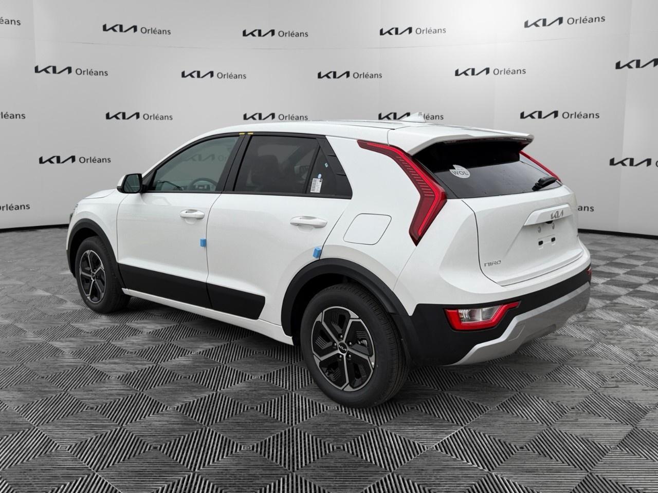 2026 Kia NIRO LX FWD Photo2