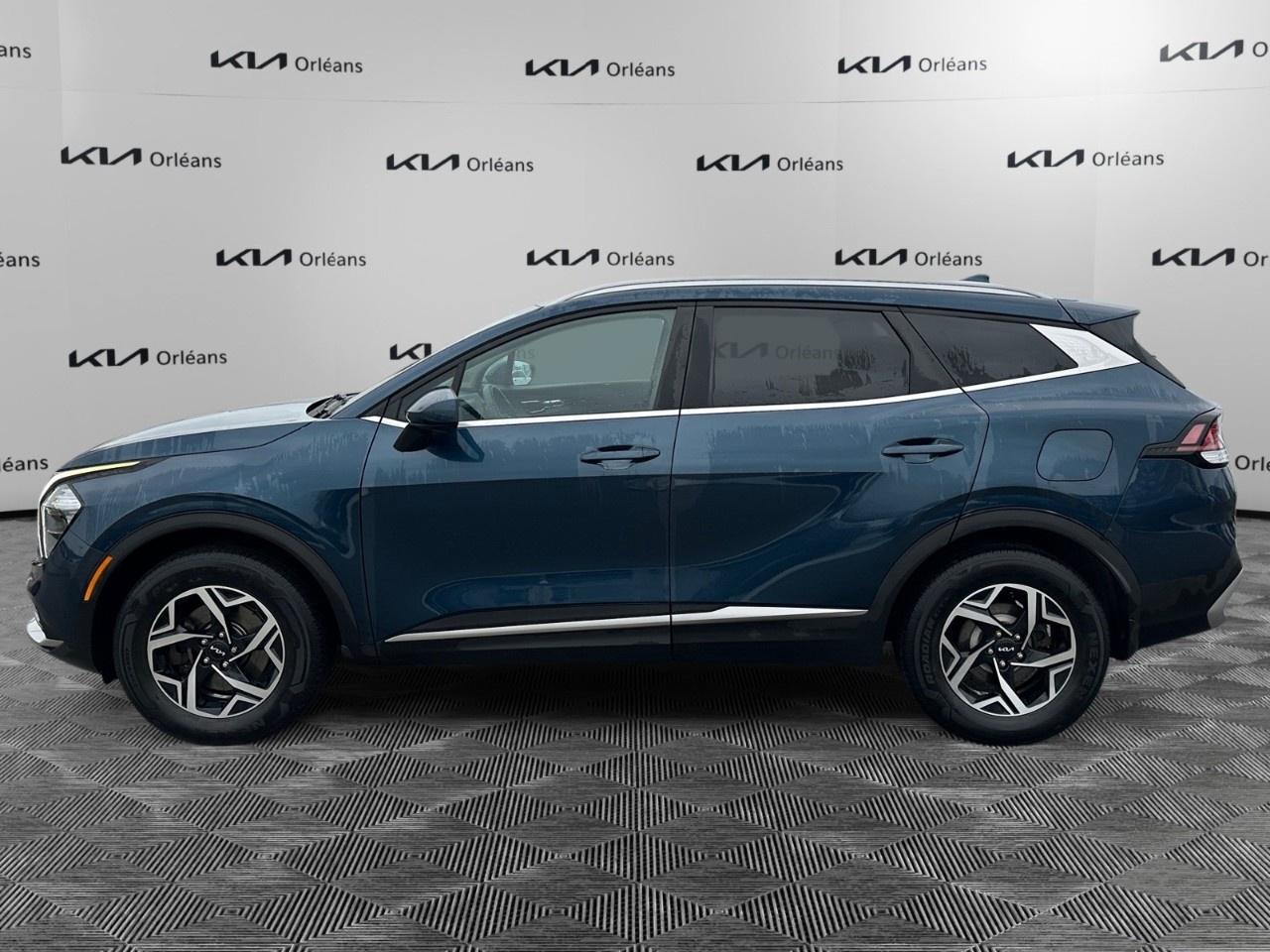 2023 Kia Sportage LX AWD Photo3