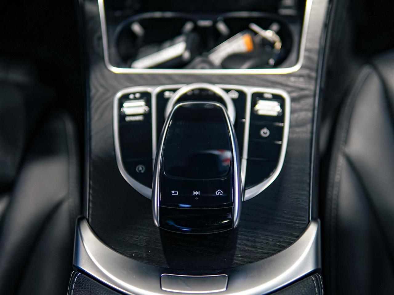 2020 Mercedes-Benz C 300 4MATIC | AMG | NO ACCIDENTS | NAV | SUNROOF Photo