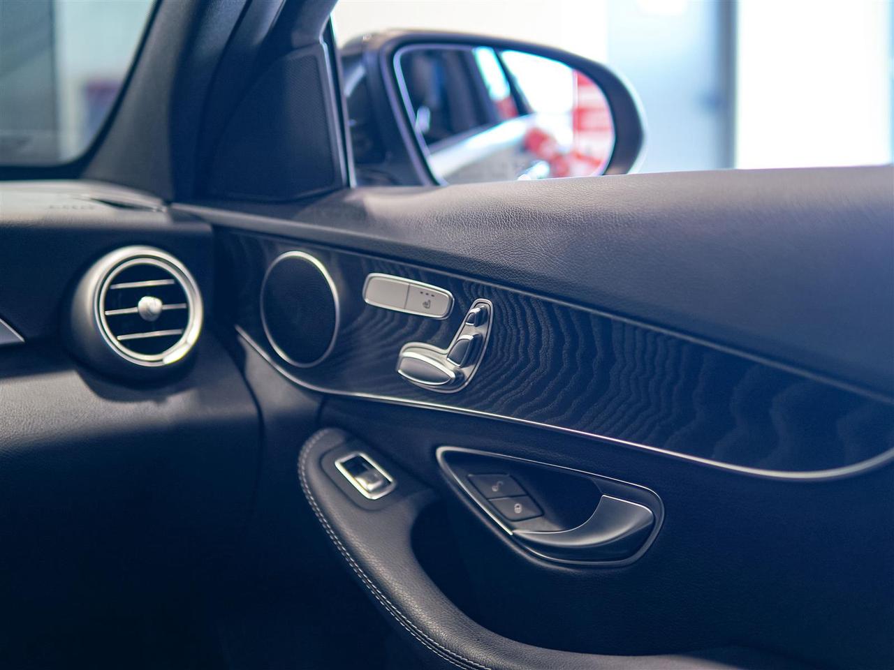 2020 Mercedes-Benz C 300 4MATIC | AMG | NO ACCIDENTS | NAV | SUNROOF Photo