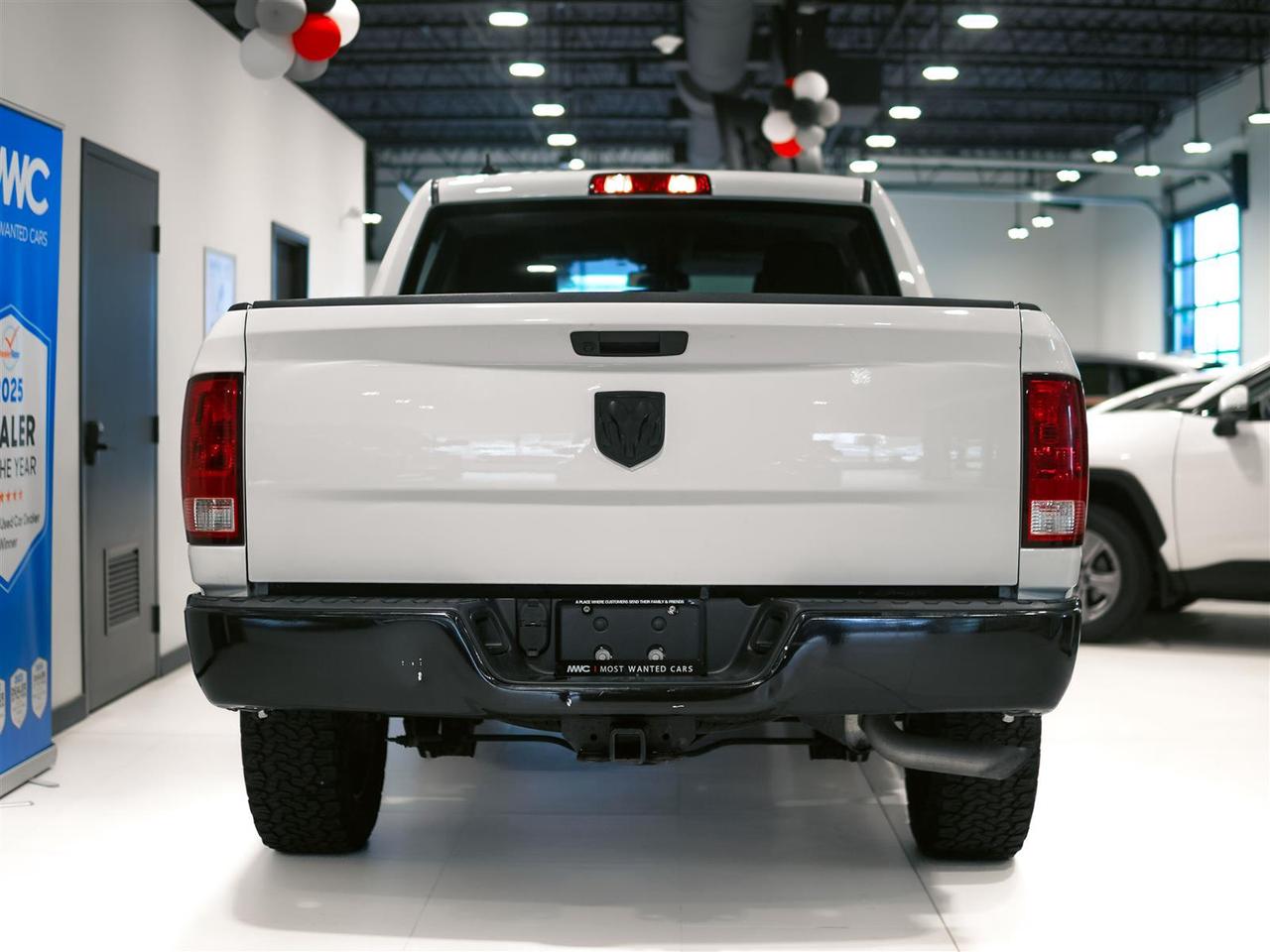 2021 RAM 1500 Classic CREW CAB | 4X4 | SXT PKG | SUB ZERO PKG | CONV PKG Photo