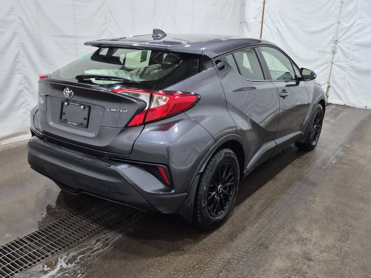 2021 Toyota C-HR LIMITED | NO ACCIDENTS | ONE OWNER | 16 SERV REC Photo