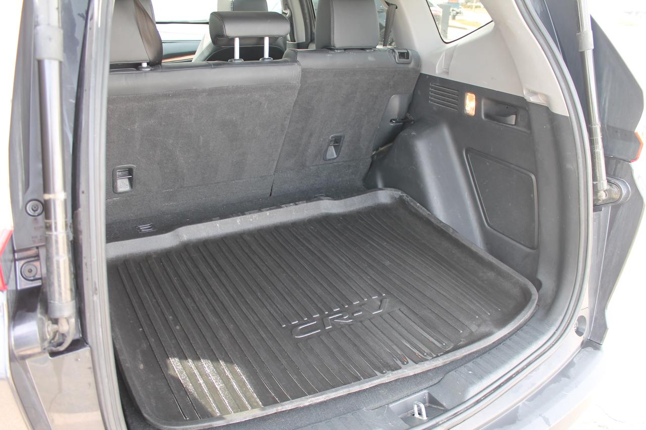 2019 Honda CR-V Touring Photo