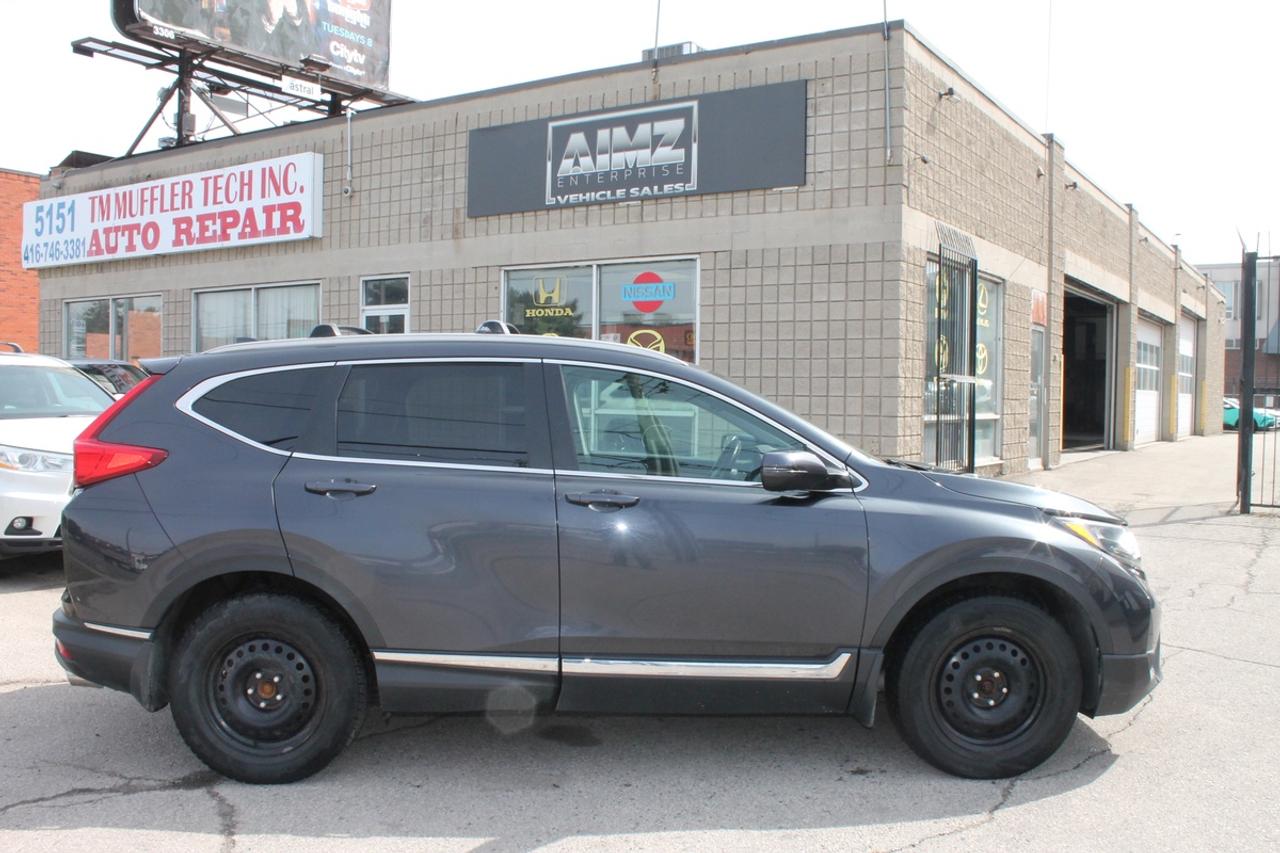2019 Honda CR-V Touring Photo2