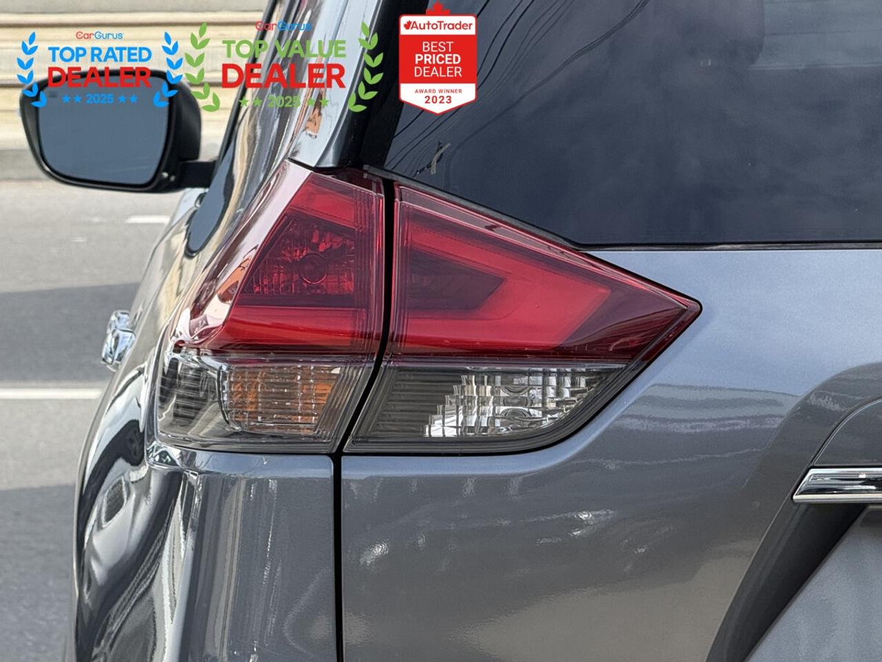 2019 Nissan Rogue S | FINANCE | BACK UP CAMERA | HEATED SEATS Photo