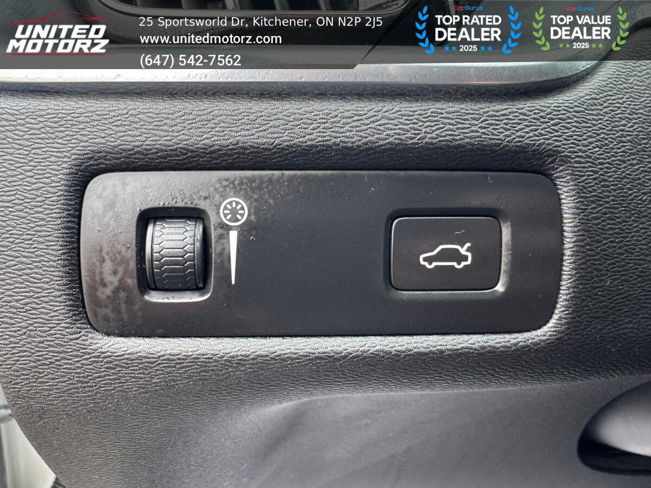 2018 Volvo XC60 T6 Momentum~SAFETY CERTIFIED~ONE OWNER~NO ACCIDENT Photo