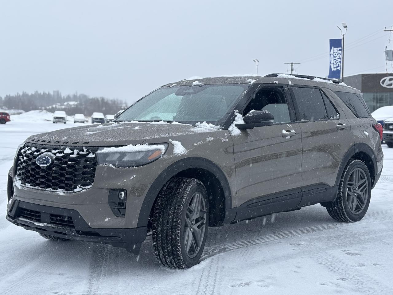 2026 Ford Explorer  Photo1