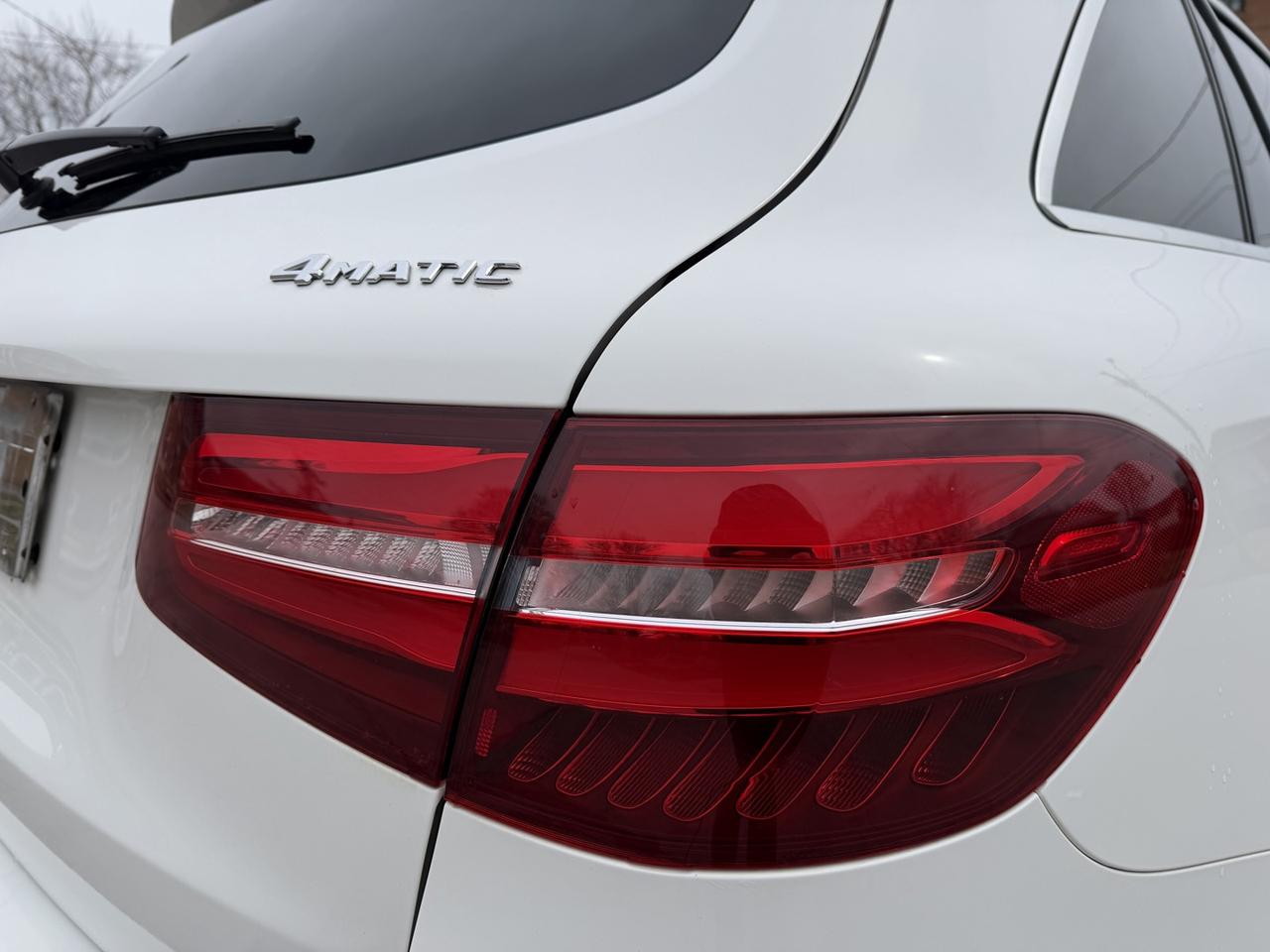 2019 Mercedes-Benz GLC-Class GLC300 4MATIC Photo