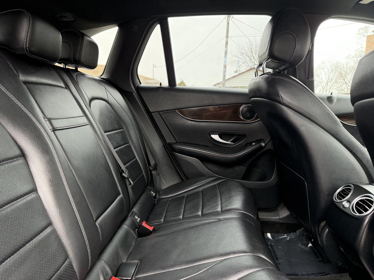 2019 Mercedes-Benz GLC GLC 300 4MATIC SUV Photo