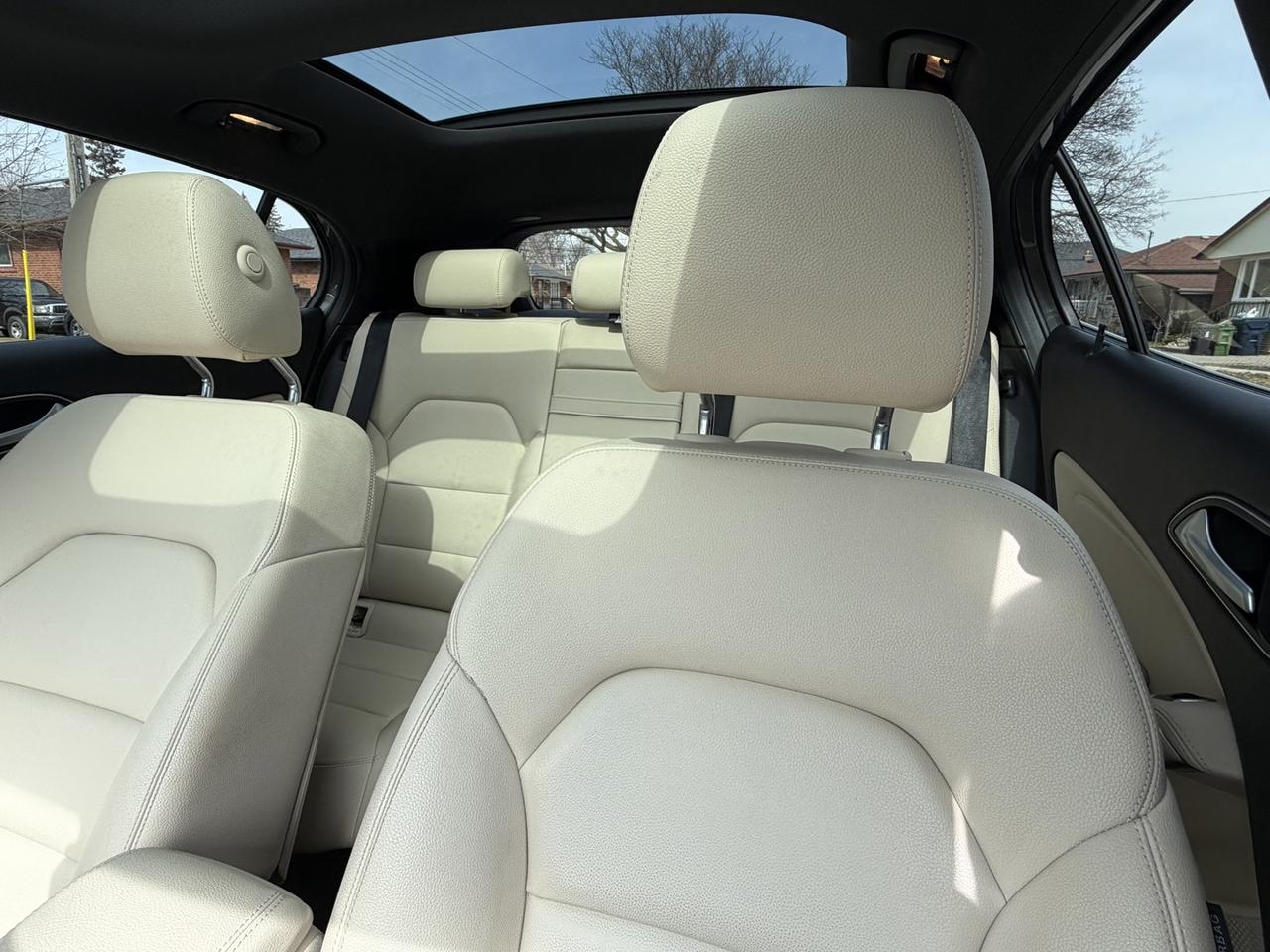 2019 Mercedes-Benz GLA GLA250 4MATIC Photo