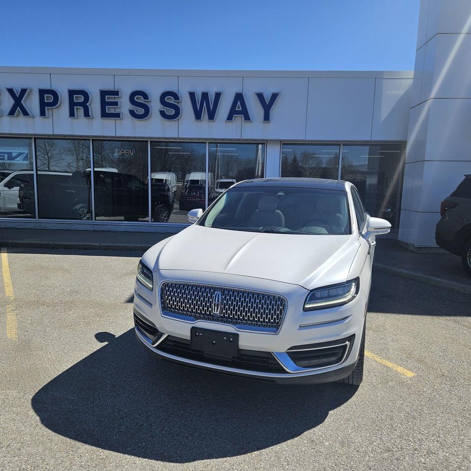 2019 Lincoln Nautilus LOCAL TRADE! 2.7L UPGRADED ENGINE! PANO ROOF! Photo1