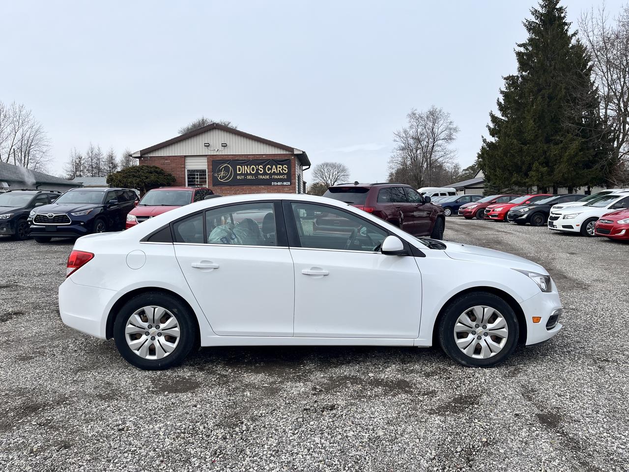 2016 Chevrolet Cruze LT Photo