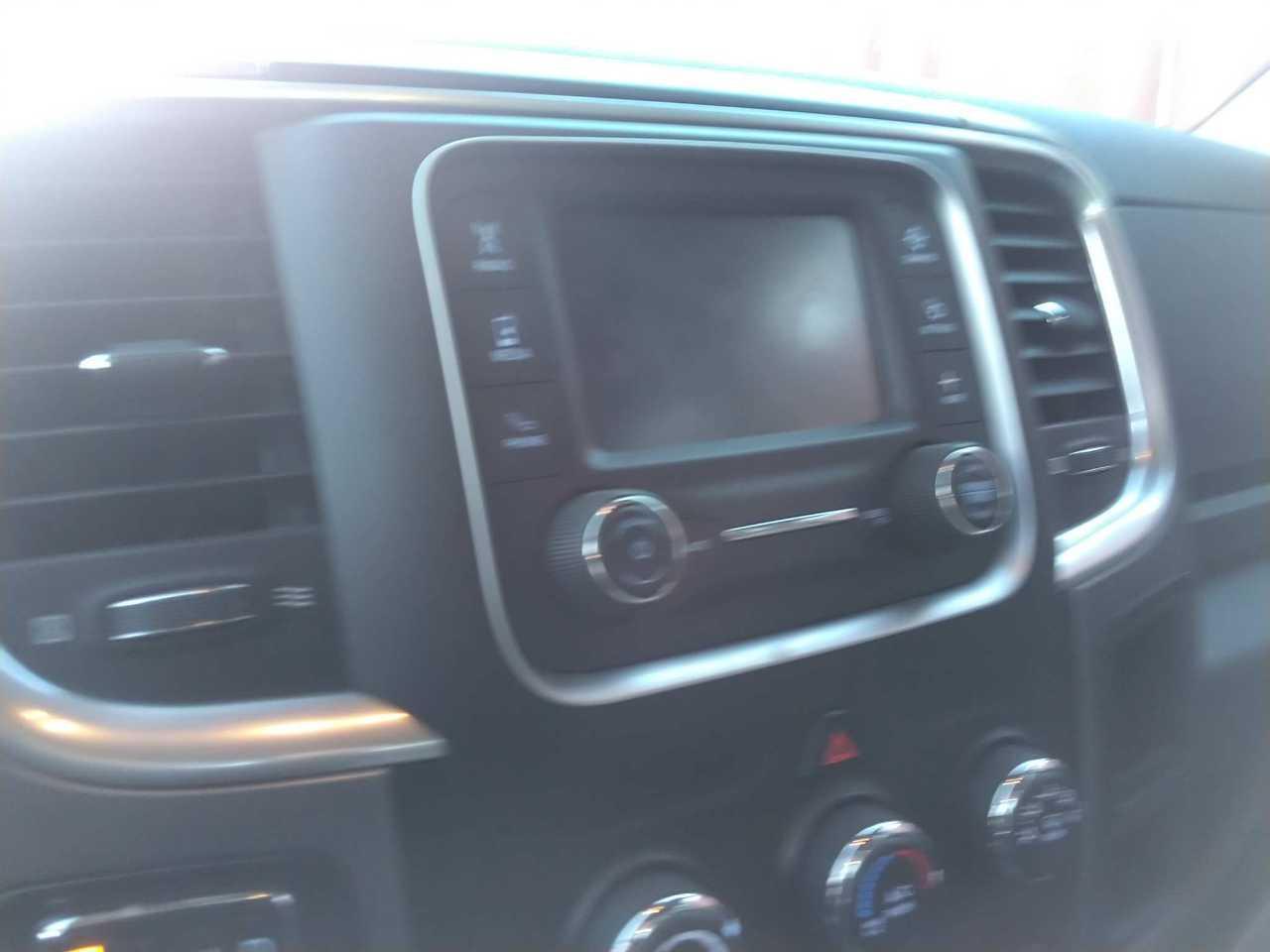 2023 RAM 1500 Classic SLT Photo3